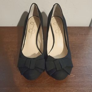 JESSICA SIMPSON Bow Wedges Size 7.5